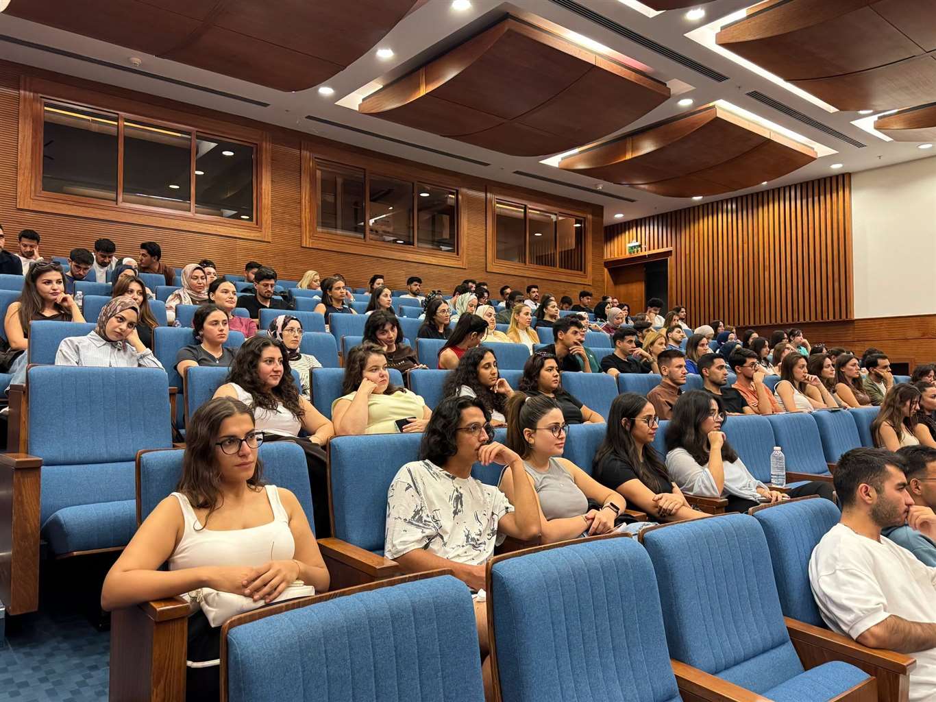    Hemşirelik öğrencilerine Hastane Oryantasyon Eğitimi verildi haberi