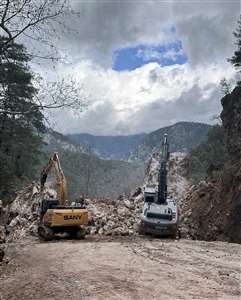 Heyelan su isale hatlarına zarar verdi haberi