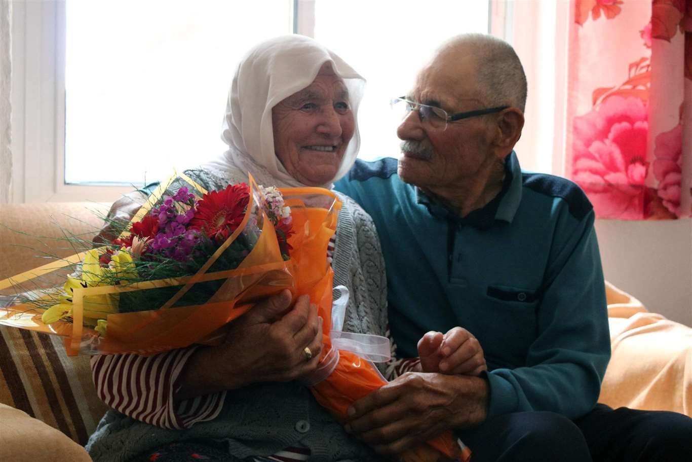 Jandarmadan 75 yıllık sevgiye anlamlı ziyaret haberi
