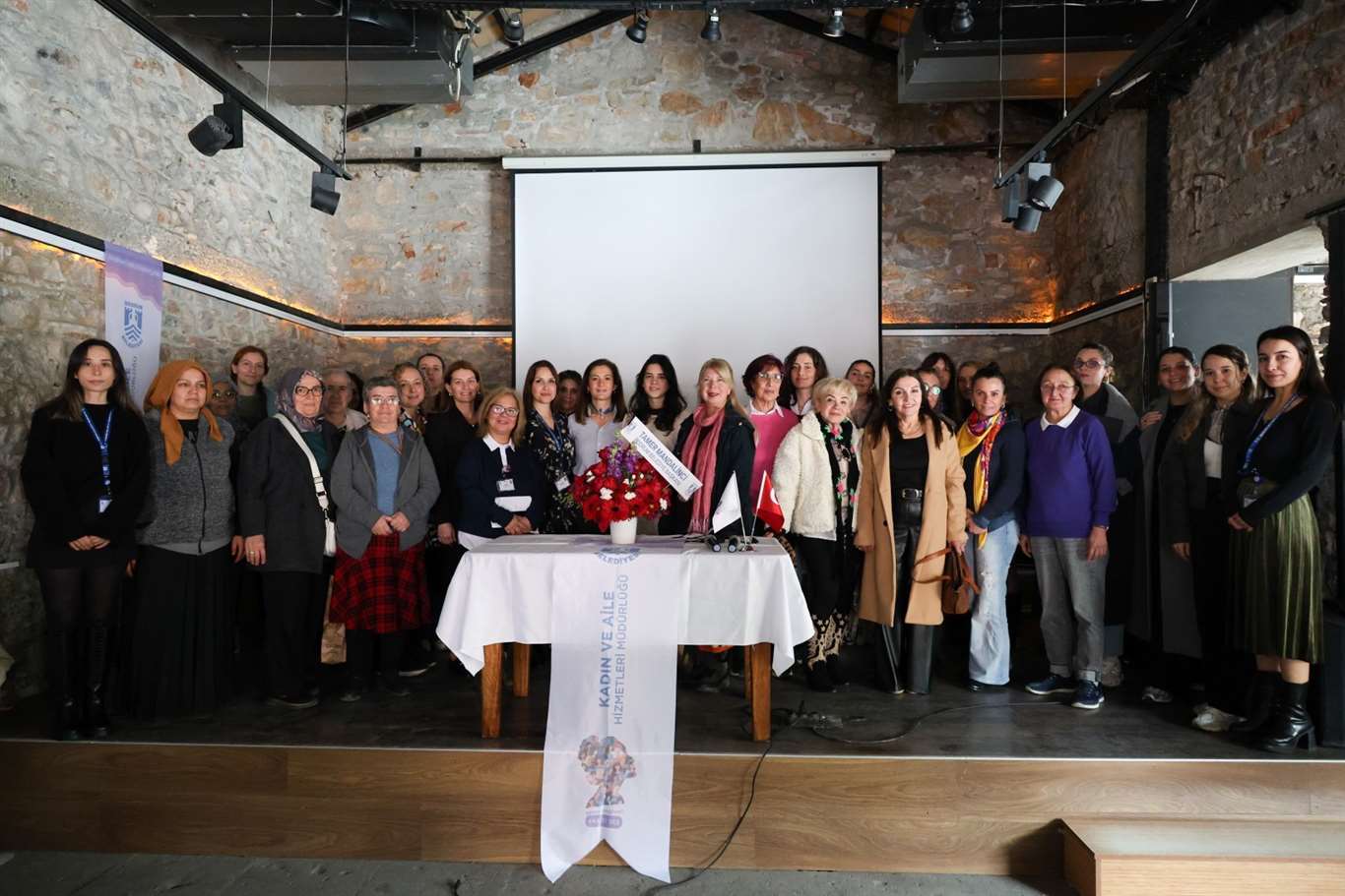 Kadın girişimciler için online ticaret semineri düzenlendi haberi