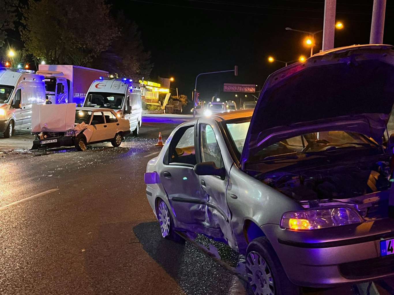 Yatağan'da kırmızı ışık ihlali kazaya neden oldu: İki yaralı haberi