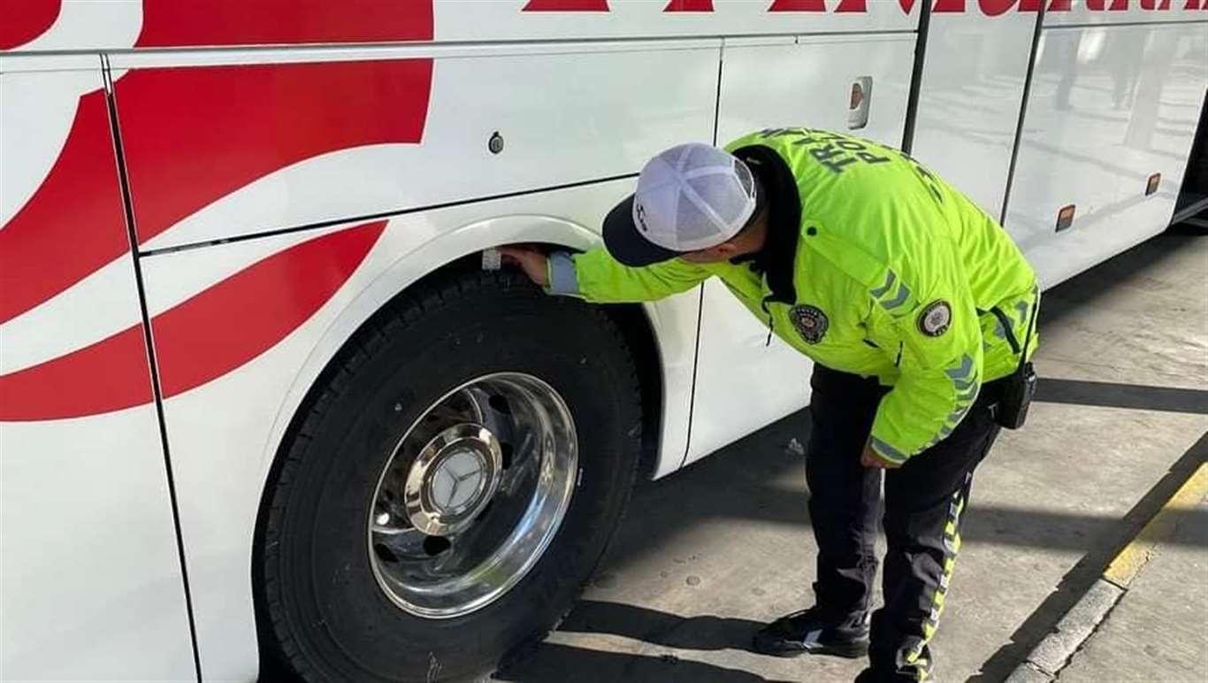 Kış lastiği uygulaması başladı haberi