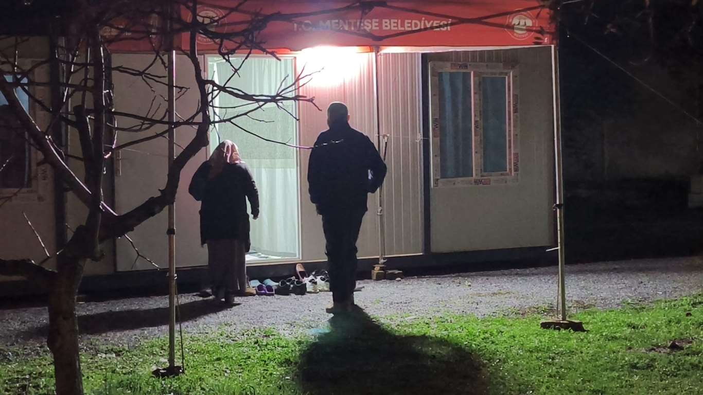 Menteşe 112 evler sakinlerinin cami hasreti haberi