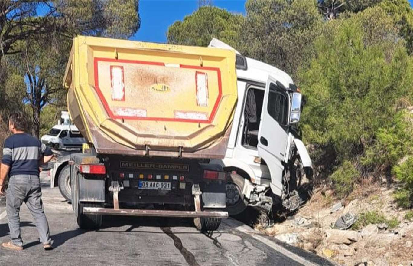       Labranda yolunda tır kazası: 1 yaralı haberi