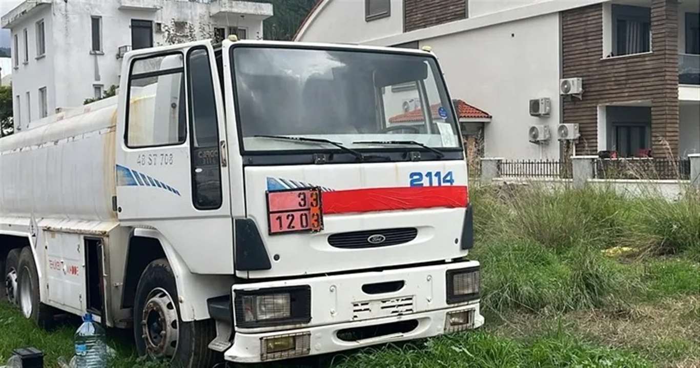 Marmaris'te tankerden akü ve yakıt çalındı haberi