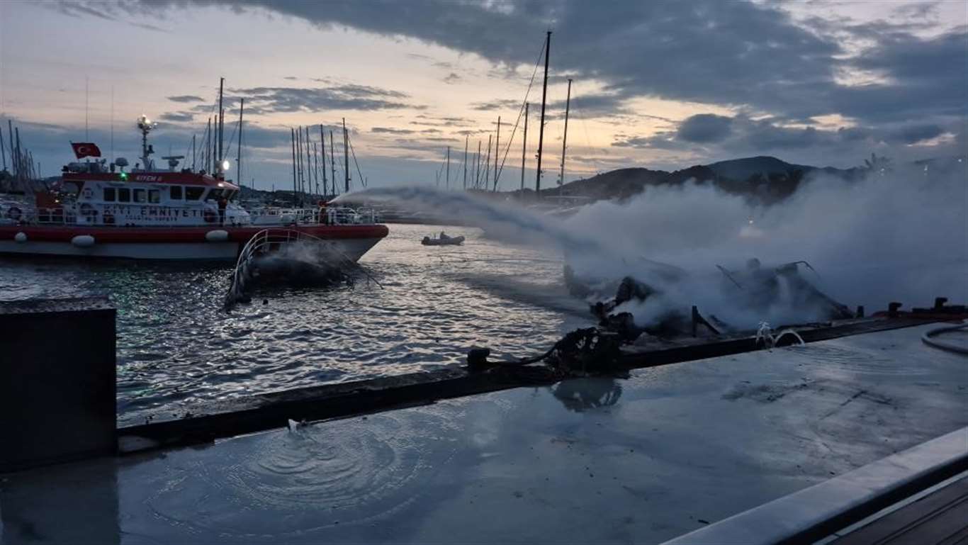    Bodrum'daki marina yangınına bilirkişi incelemesi haberi