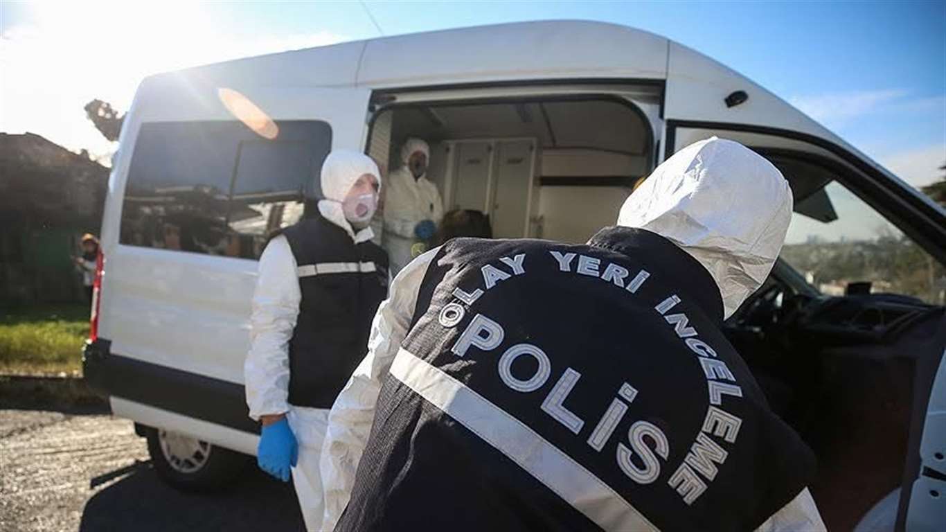 Menteşe'de otomobilden atıldığı iddia edilen kadın hayatını kaybetti haberi