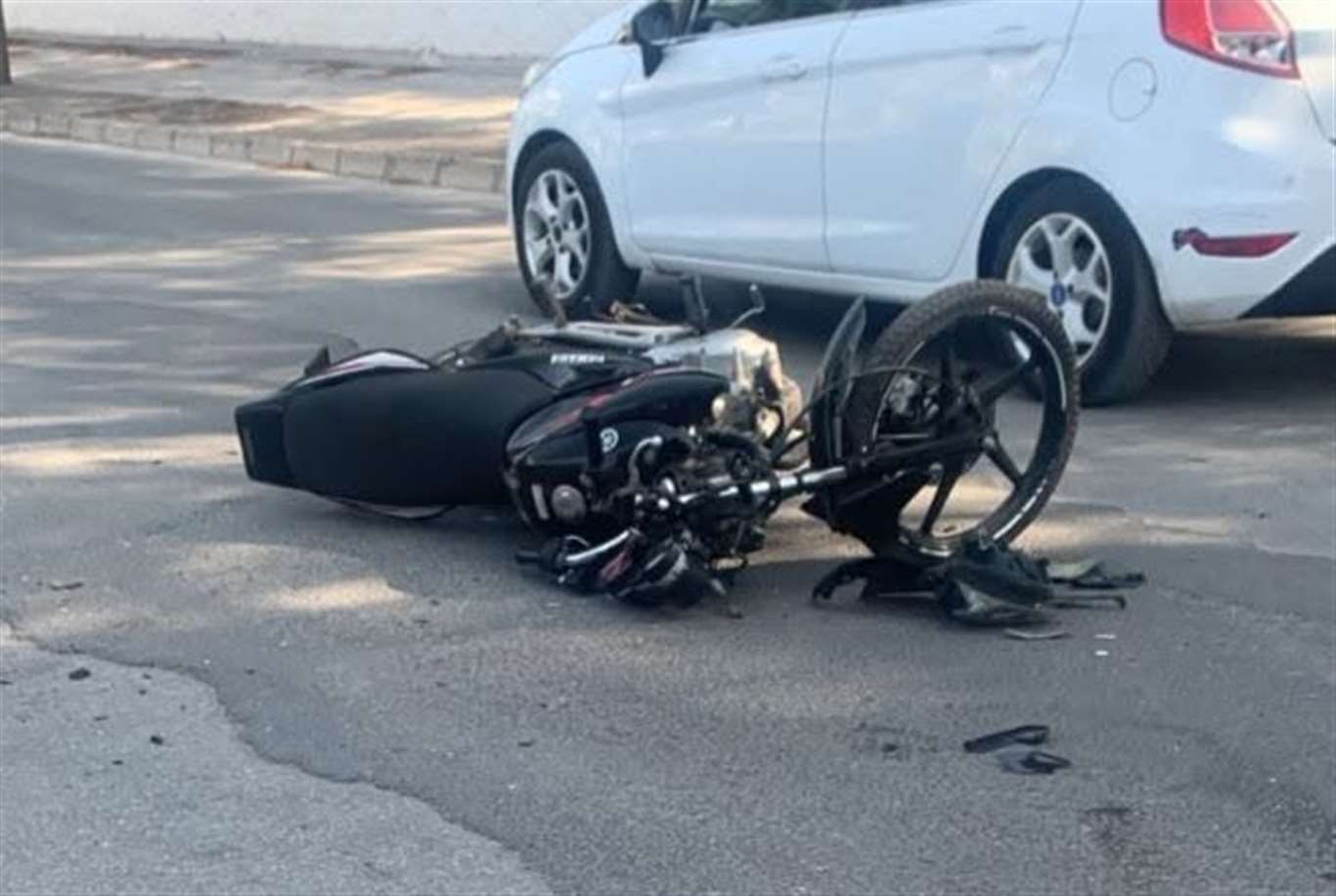   Menteşe’de otomobil ile motosiklet çarpıştı: 2 yaralı haberi