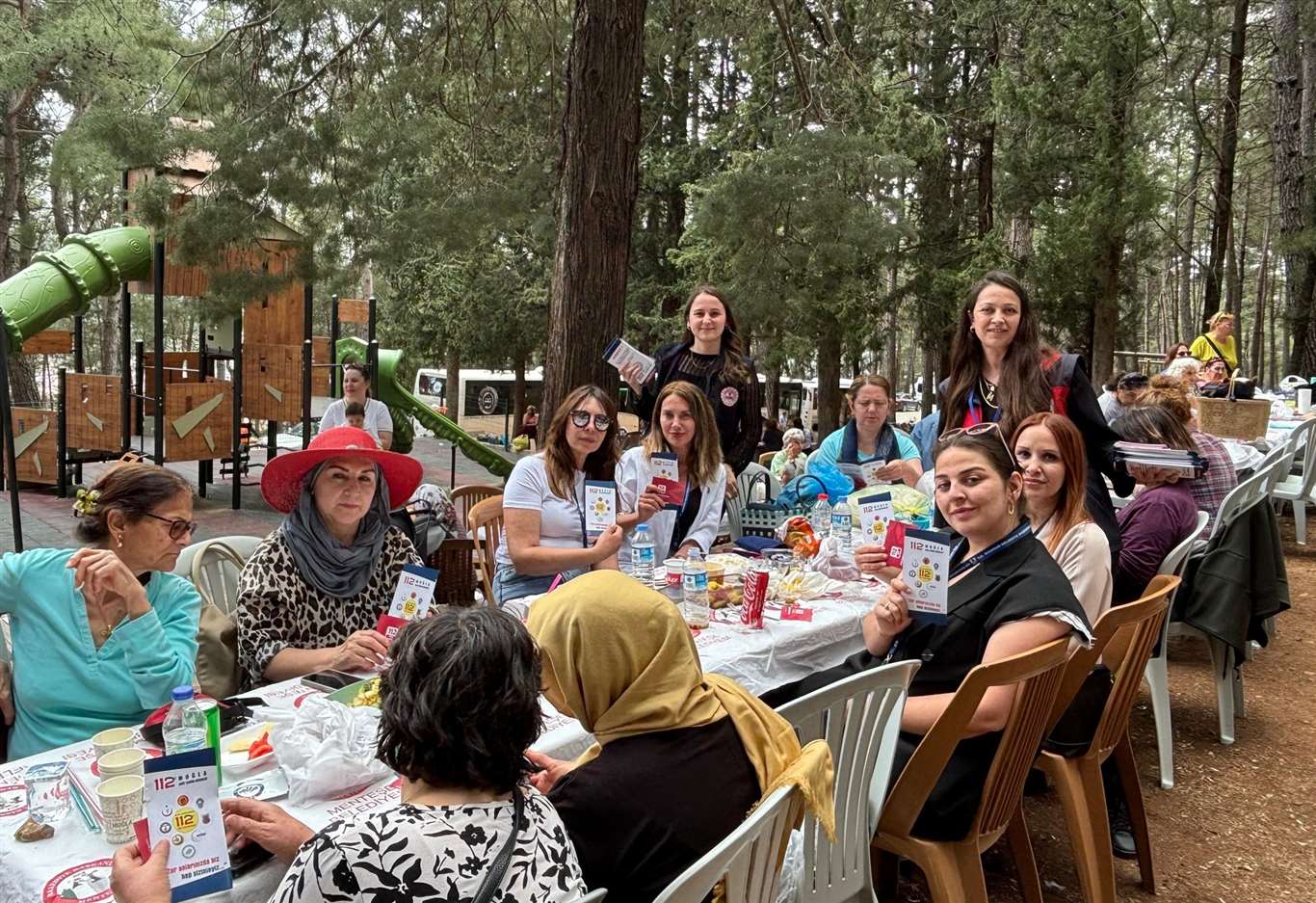 Menteşe'deki piknik etkinliğinde vatandaşlar bilgilendirildi haberi