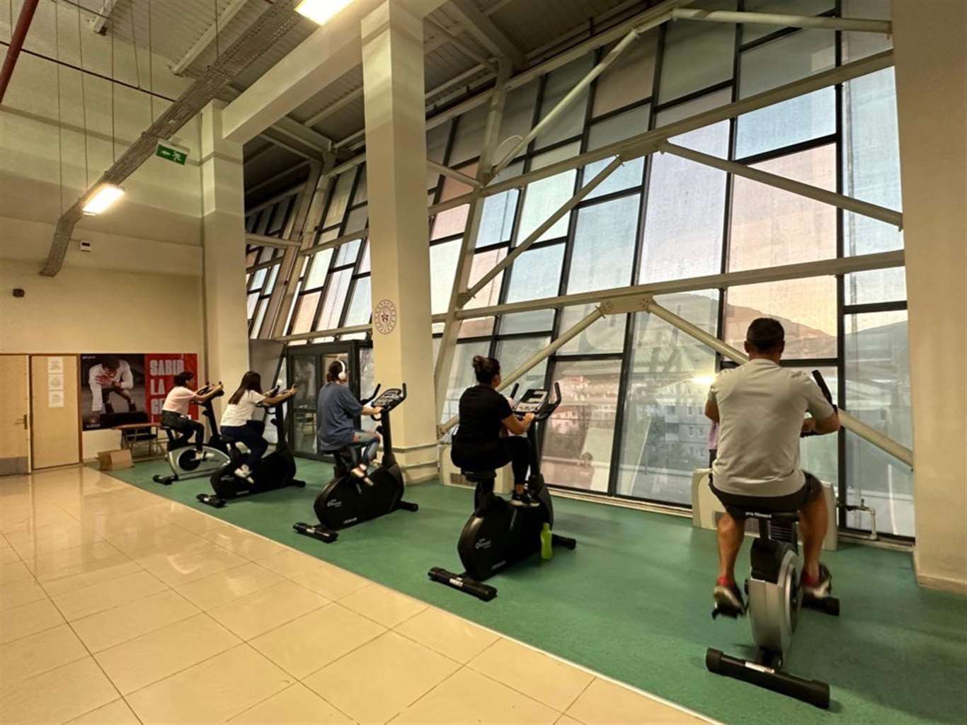 Menteşe Spor Salonu ücretsiz halkın hizmetinde haberi