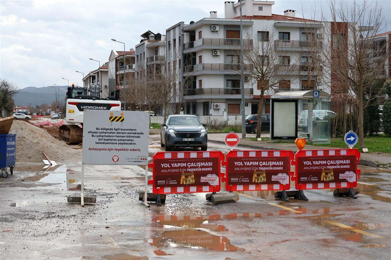 Menteşe'de yol yapım çalışmaları devam ediyor haberi