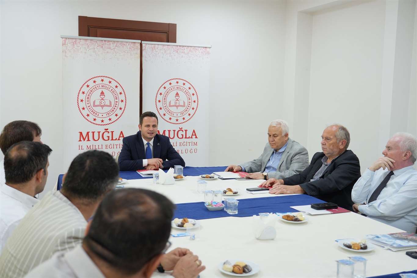    Mesleki ve teknik eğitim için yol haritası masaya yatırıldı haberi