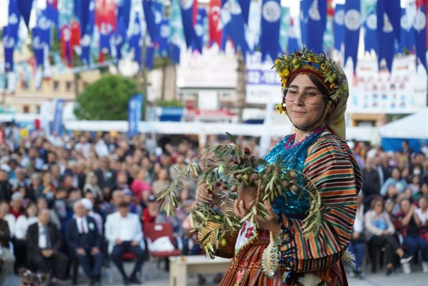 Milas'ta zeytin hasat şenliği için geri sayım başladı haberi