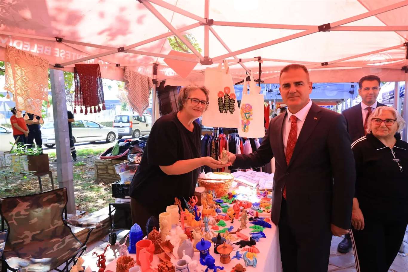 Vali Akbıyık’tan Mor Pazar’a ziyaret haberi