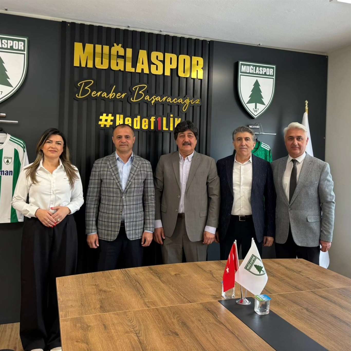 Muğlaspor'a masa tenisindeki şampiyonluk sonrası tebrik ziyareti haberi