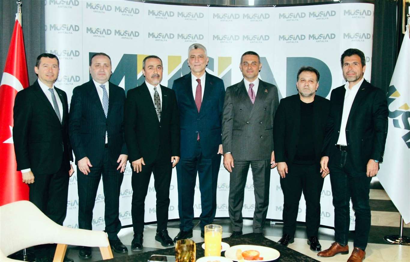 MÜSİAD Muğla heyeti Ticaret Bakanı Bolat'ın da katıldığı istişare toplantısına katıldı haberi