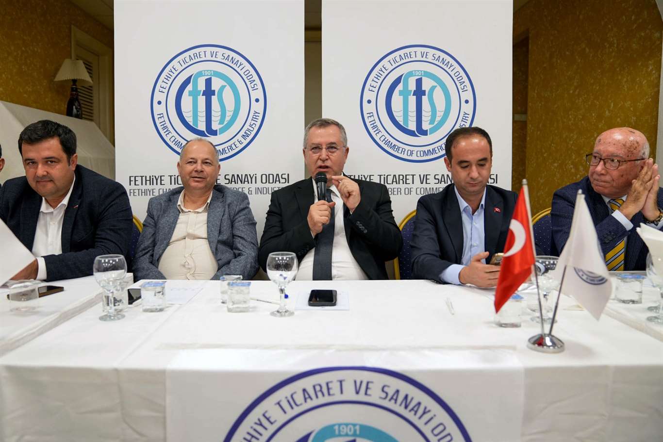 FTSO Ölüdeniz bölgesel toplantısı: İşletmelerin sorunları ve talepleri masaya yatırıldı haberi