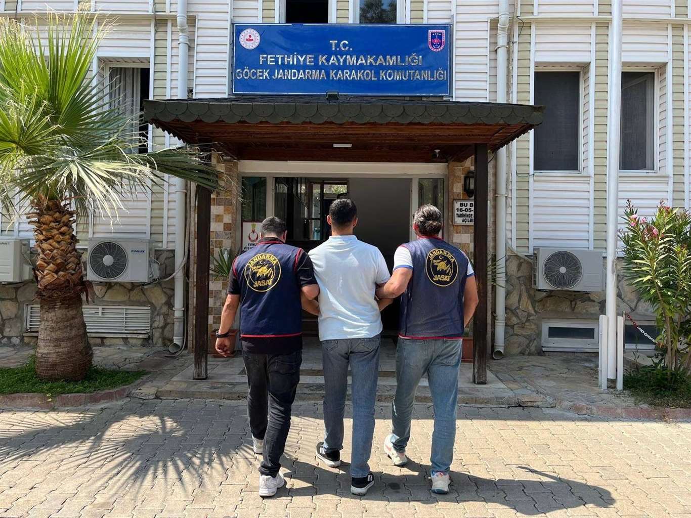       12 yıl cezası vardı, Göcek'te yakalandı haberi