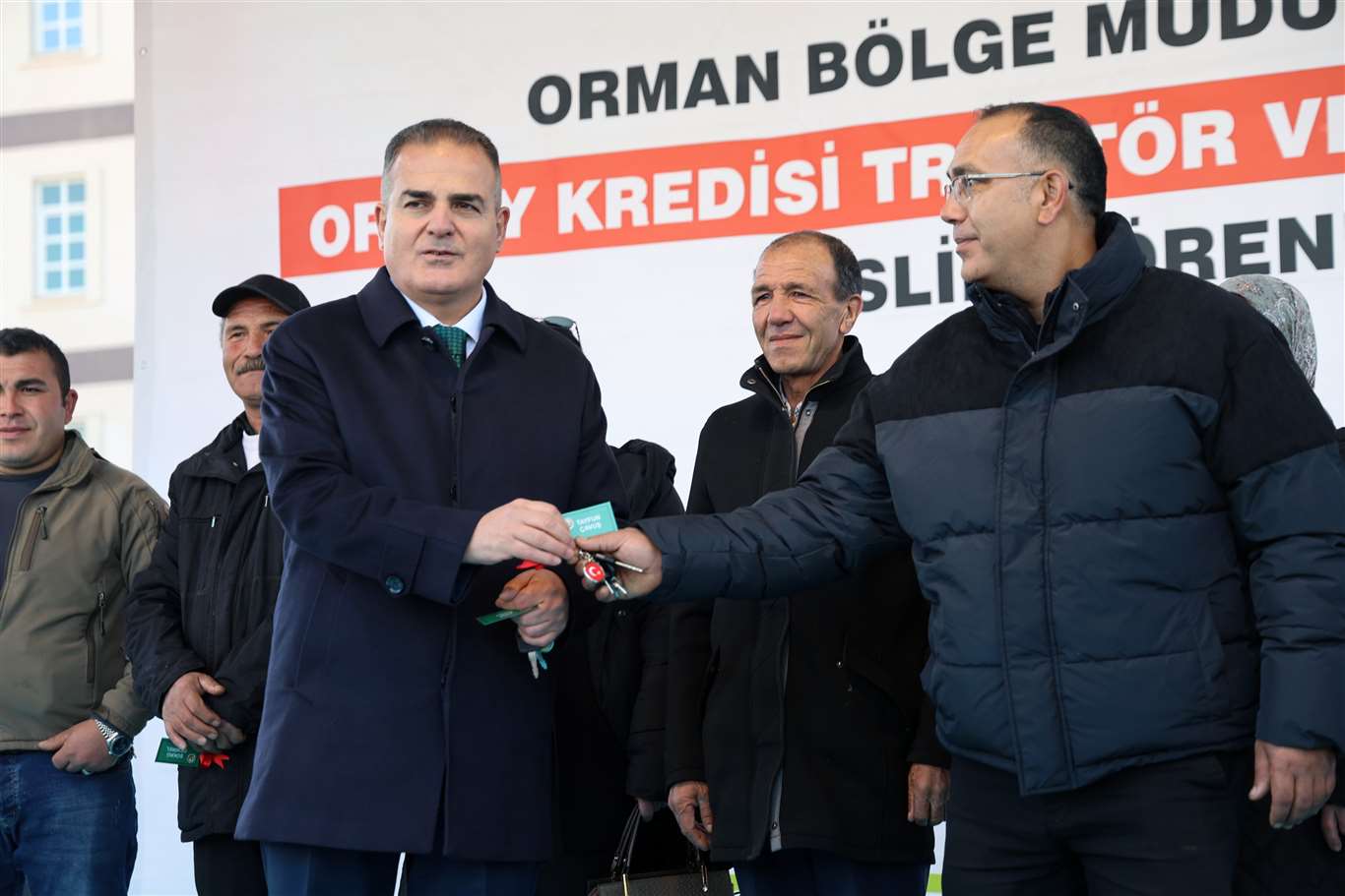 ORKÖY destekli 36 traktör ve iş makinesi hak sahiplerine teslim edildi haberi