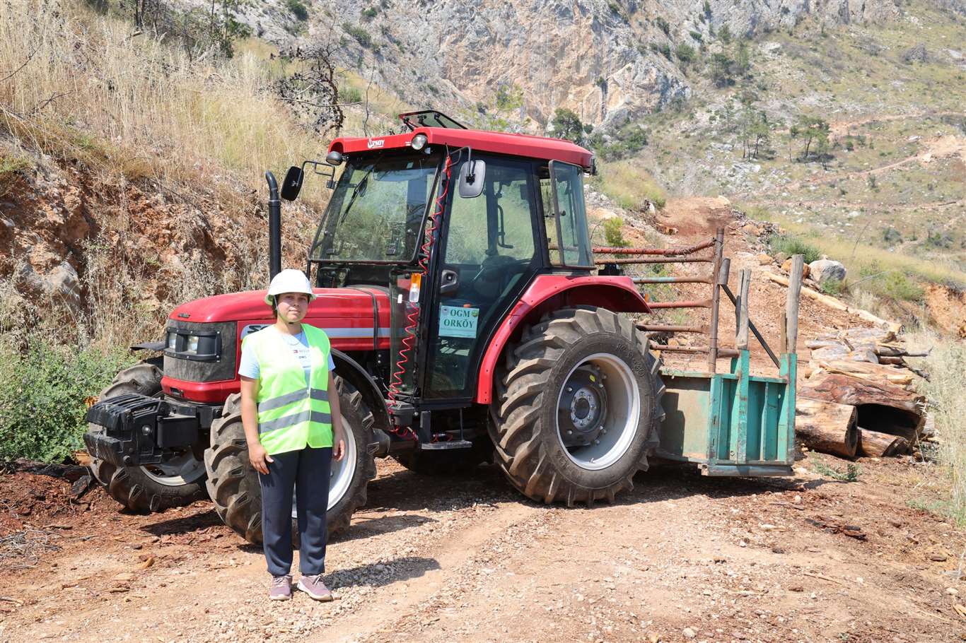 ORKÖY desteğiyle traktör sahibi oldu, ailesiyle üretime katılıyor haberi