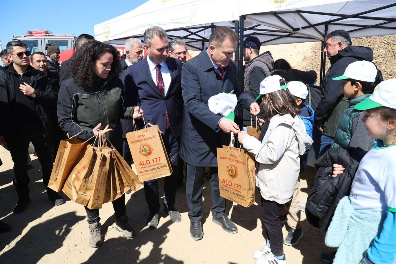 Orman Haftası kapsamında 20 bin fidan dikildi, 30 bin fidan dağıtıldı haberi