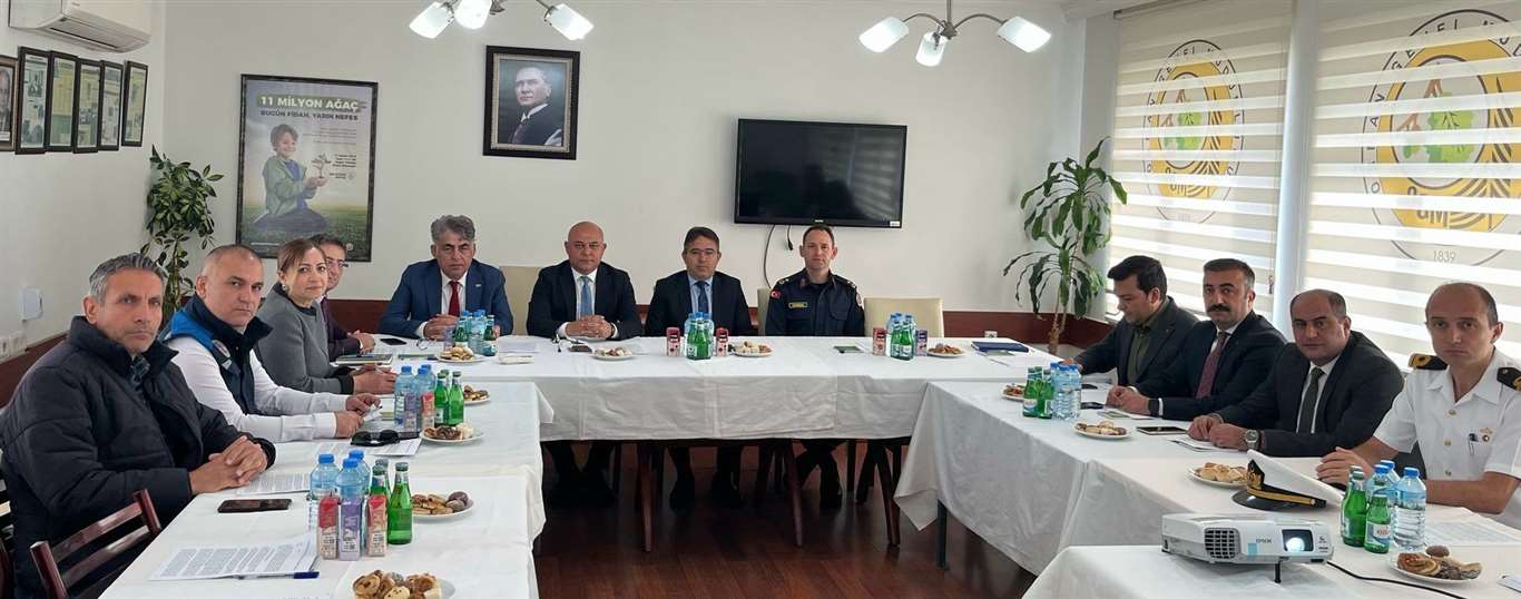 Marmaris'te 2025 yılı orman yangınlarıyla mücadele komisyonu toplandı haberi