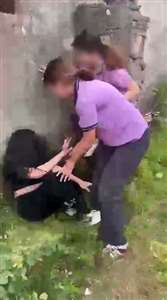 Akran zorbalığı cinsiyet dinlemiyor haberi