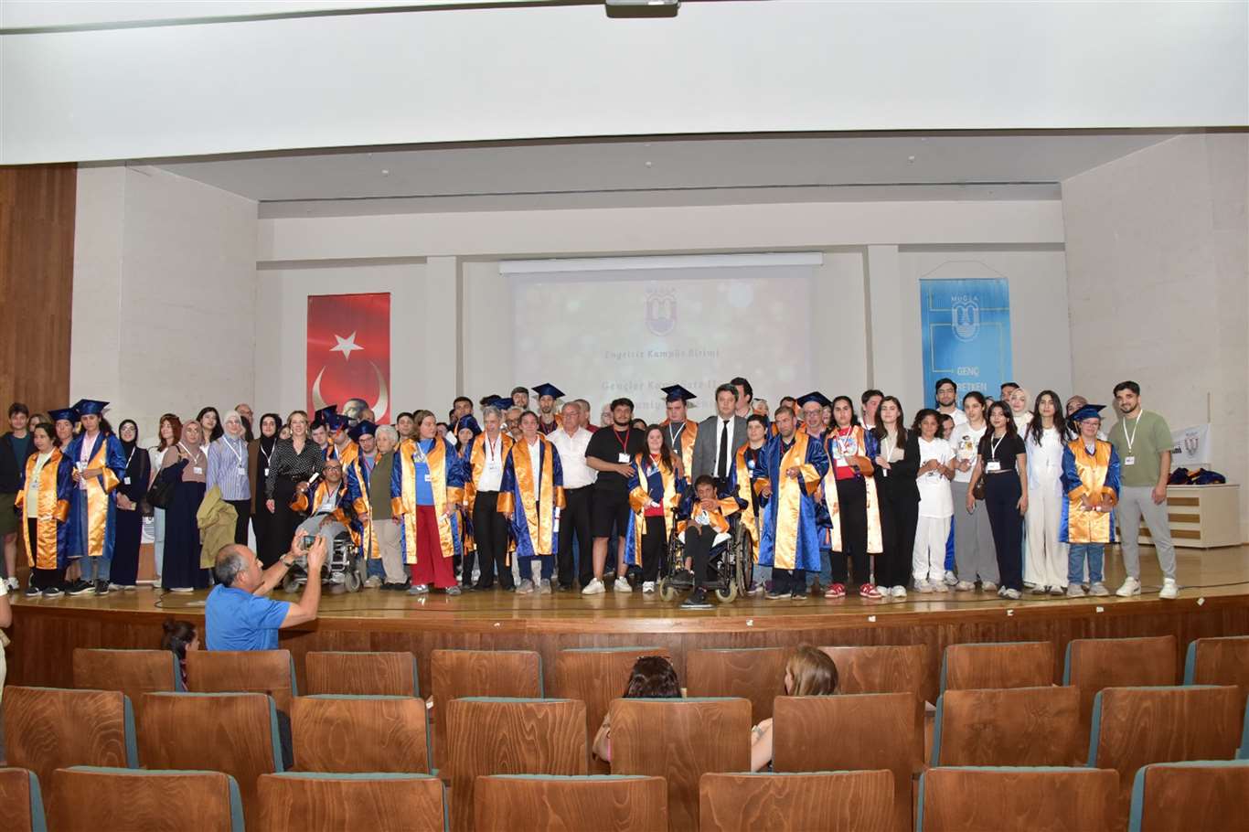 MSKÜ'de özel öğrencilere temsili mezuniyet töreni haberi