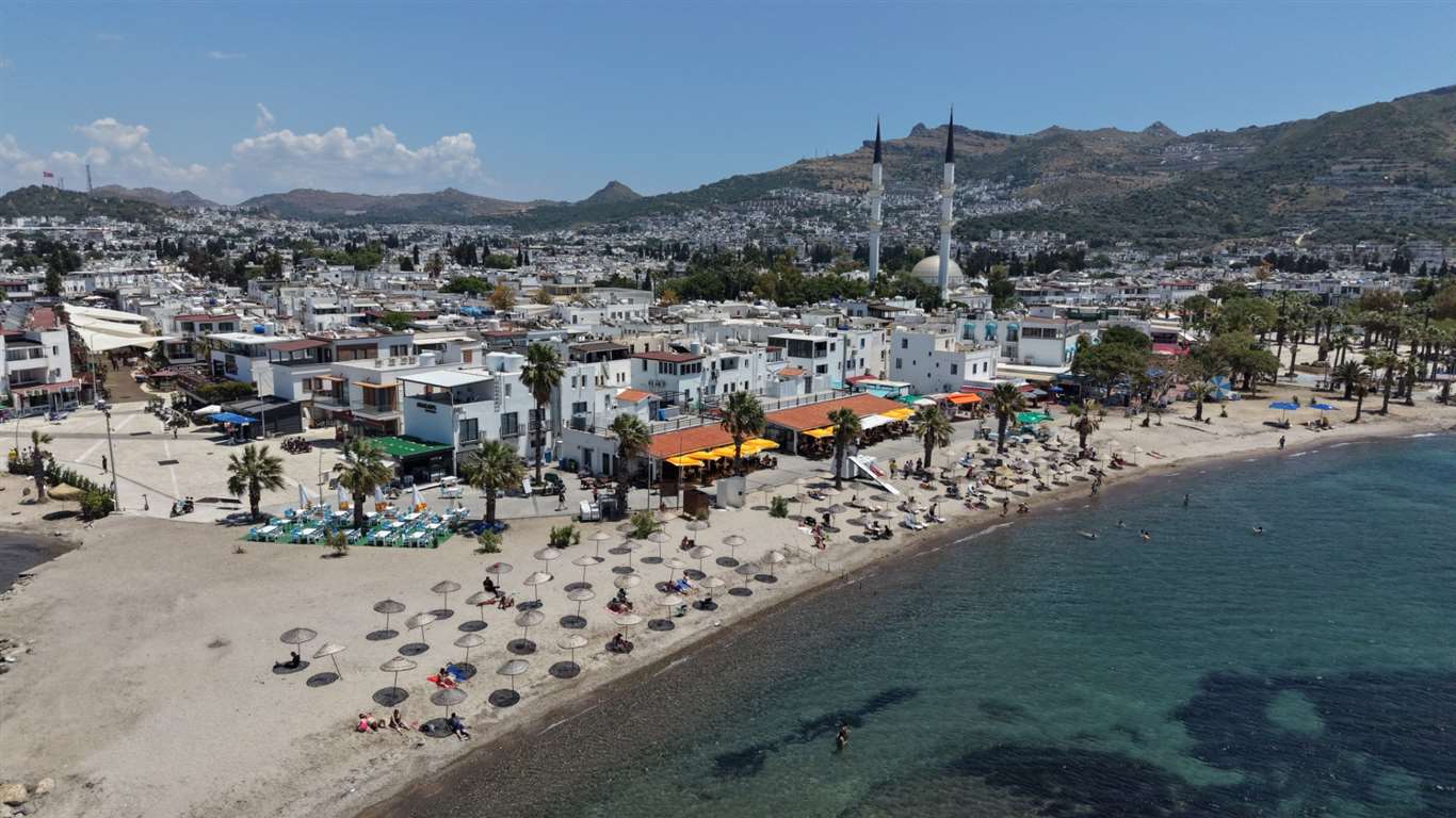 Bodrum'da halk plajları yaza hazırlanıyor haberi