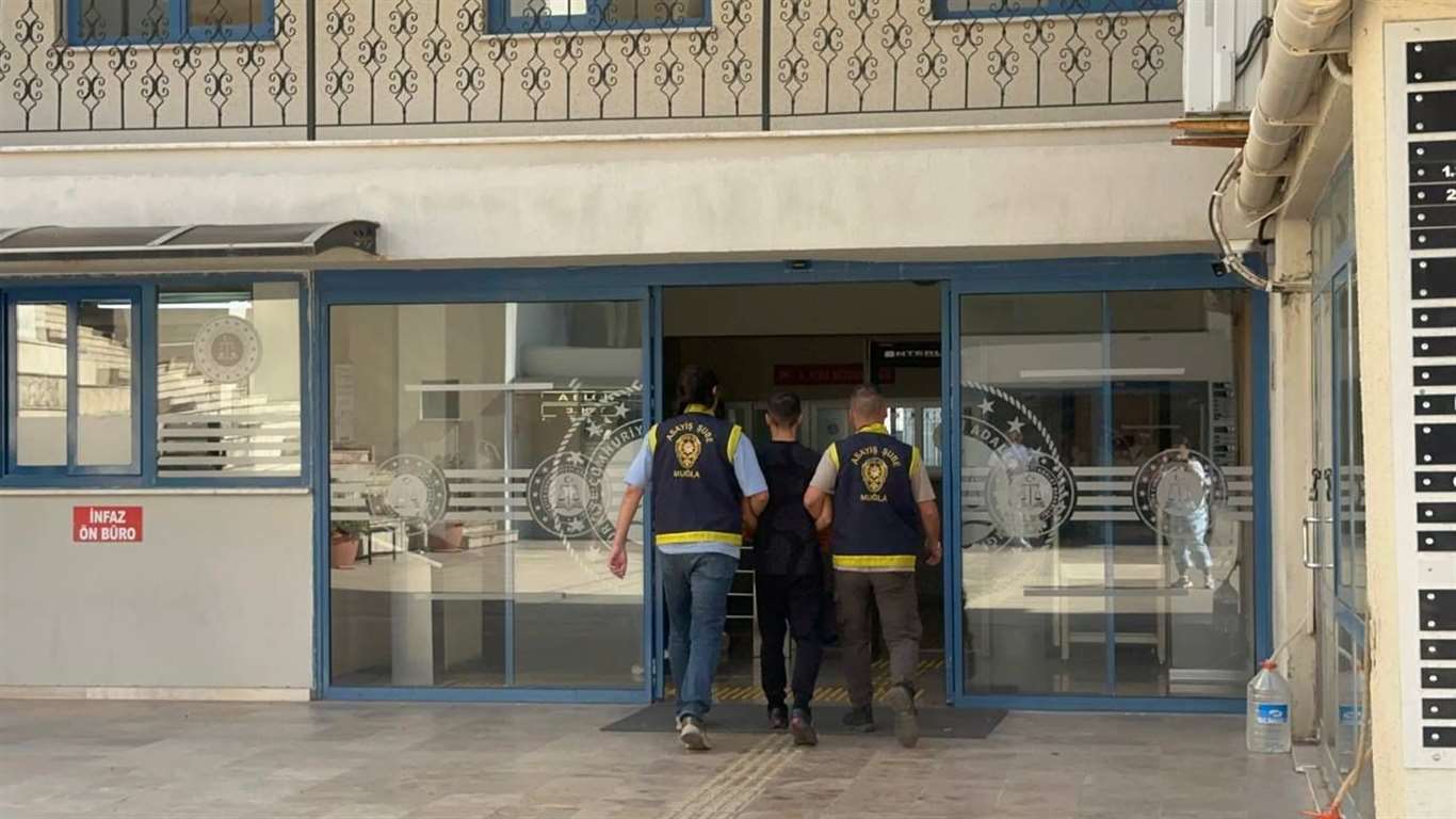Restorana silahlı saldırı soruşturmasında 5 şüpheli adliyede haberi
