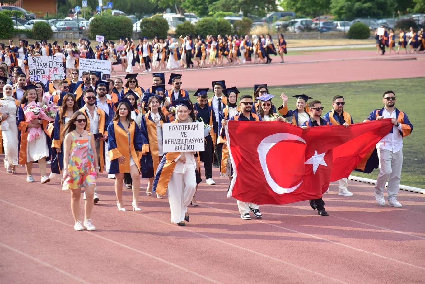 MSKÜ Sağlık Bilimleri Fakültesi'nde mezuniyet heyecanı haberi