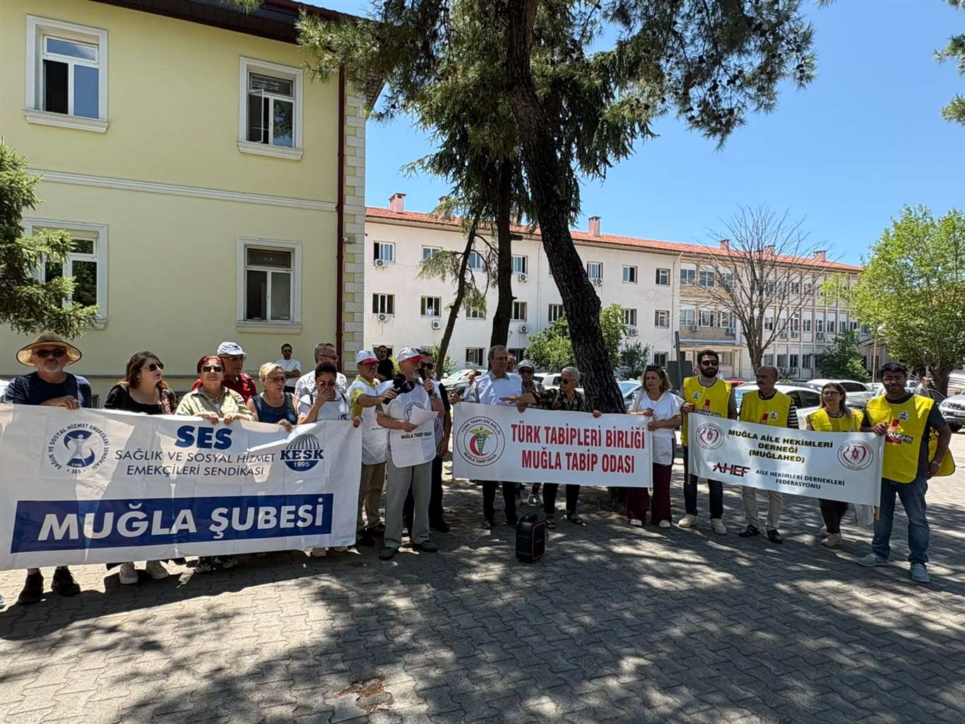 Sağlık örgütlerinden aile hekimliği sözleşmesi tepkisi: 
