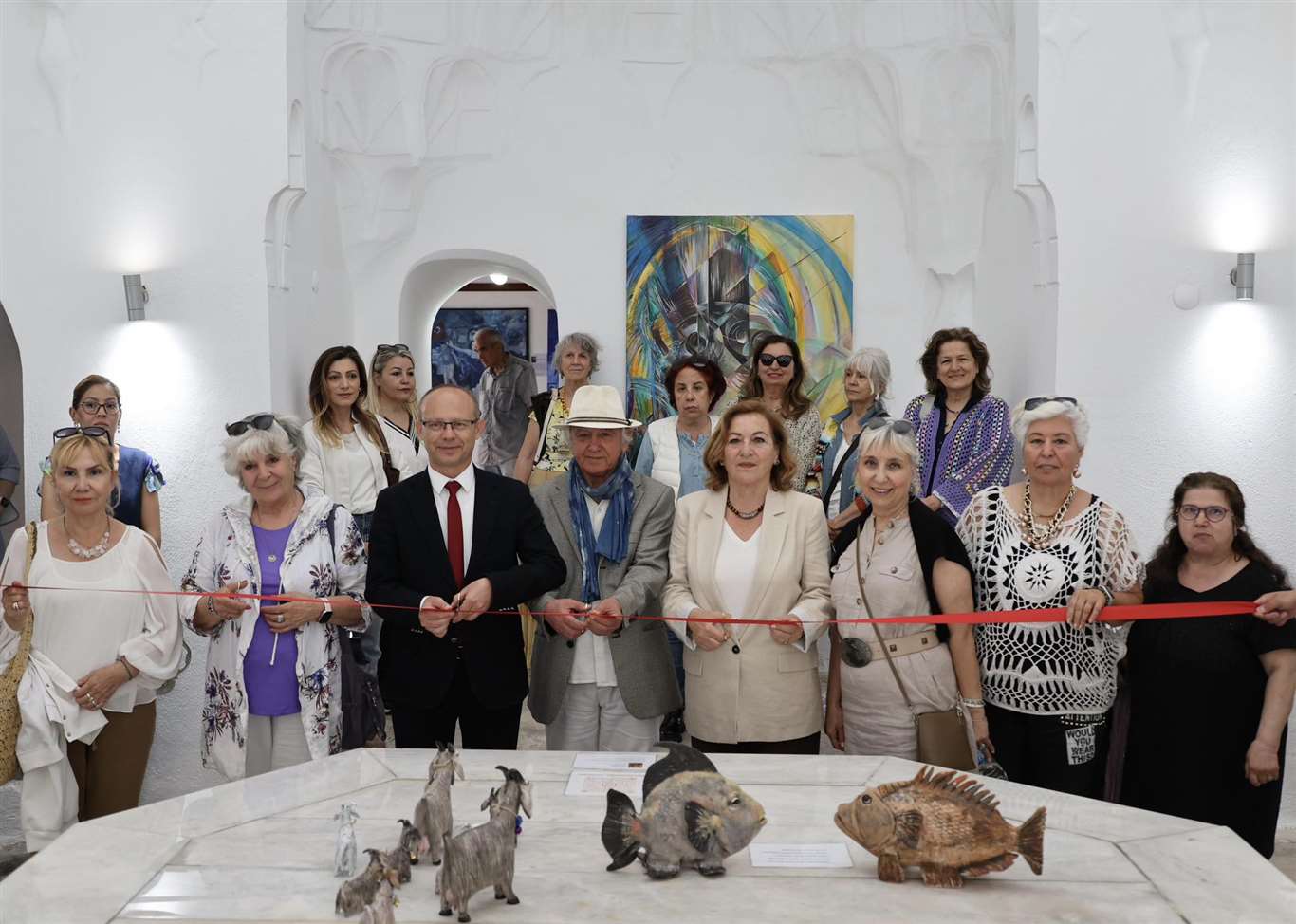 Sanat kardeşliği sergisi Menteşe'de açıldı haberi