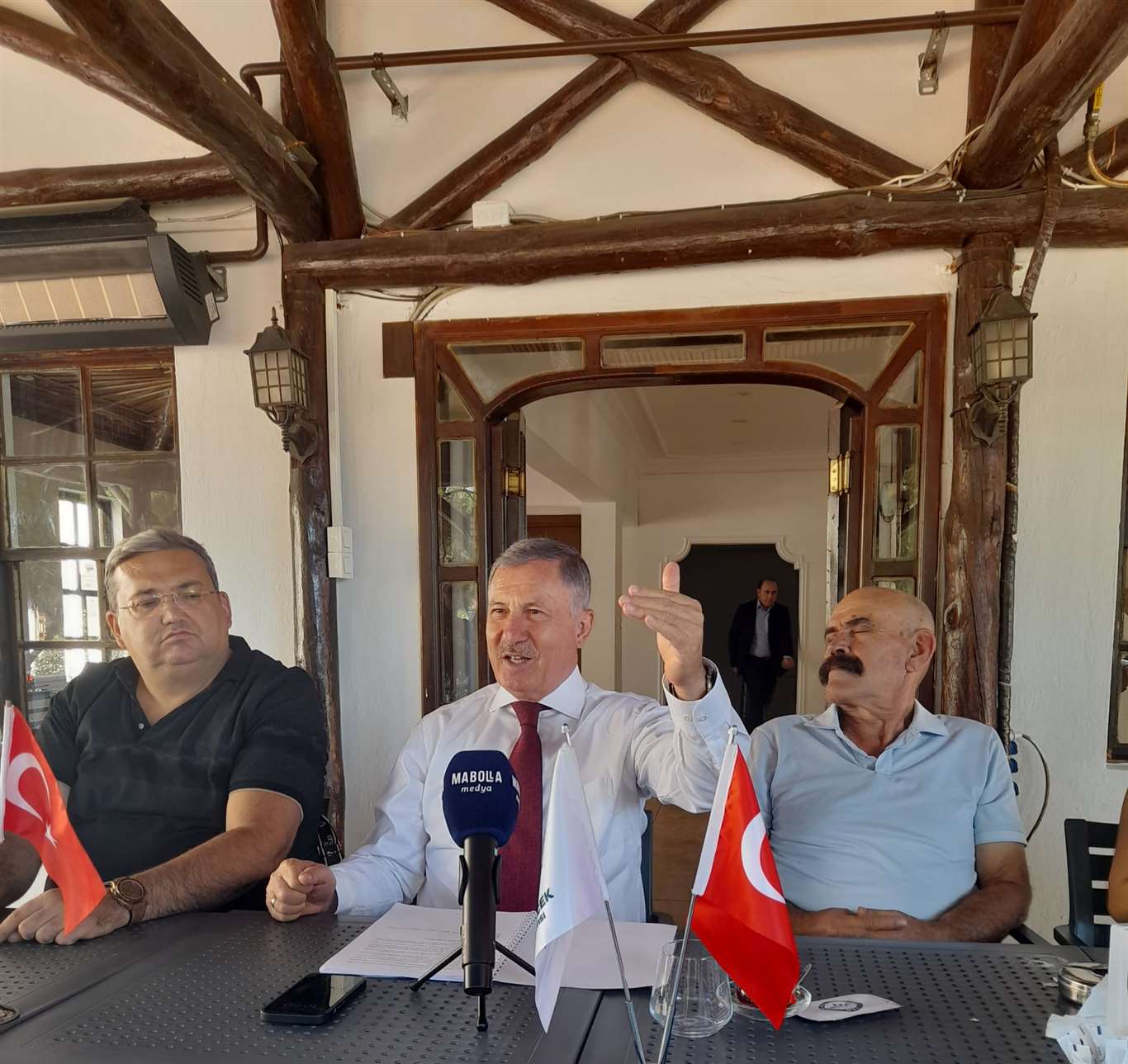 Selçuk Özdağ: 