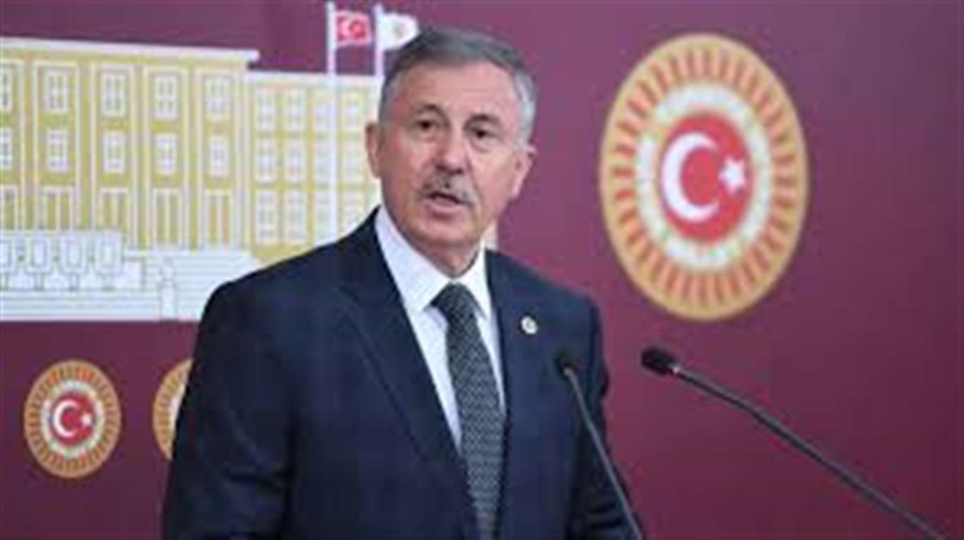       Selçuk Özdağ'dan hükümete sosyal konut eleştirisi haberi