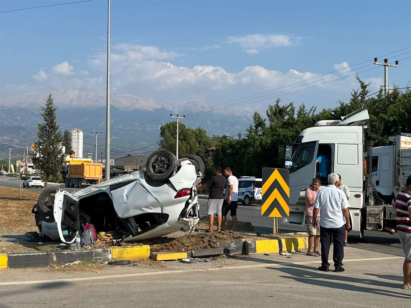  Seydikemer’de tır ile otomobil çarpıştı: 4 yaralı haberi