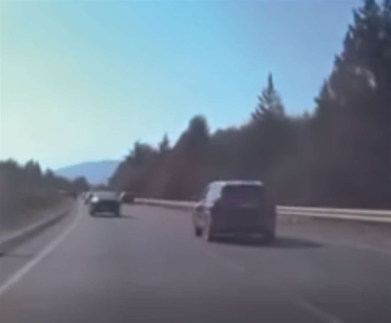 Muğla'da yola izmarit atan sürücüye sert tepki haberi