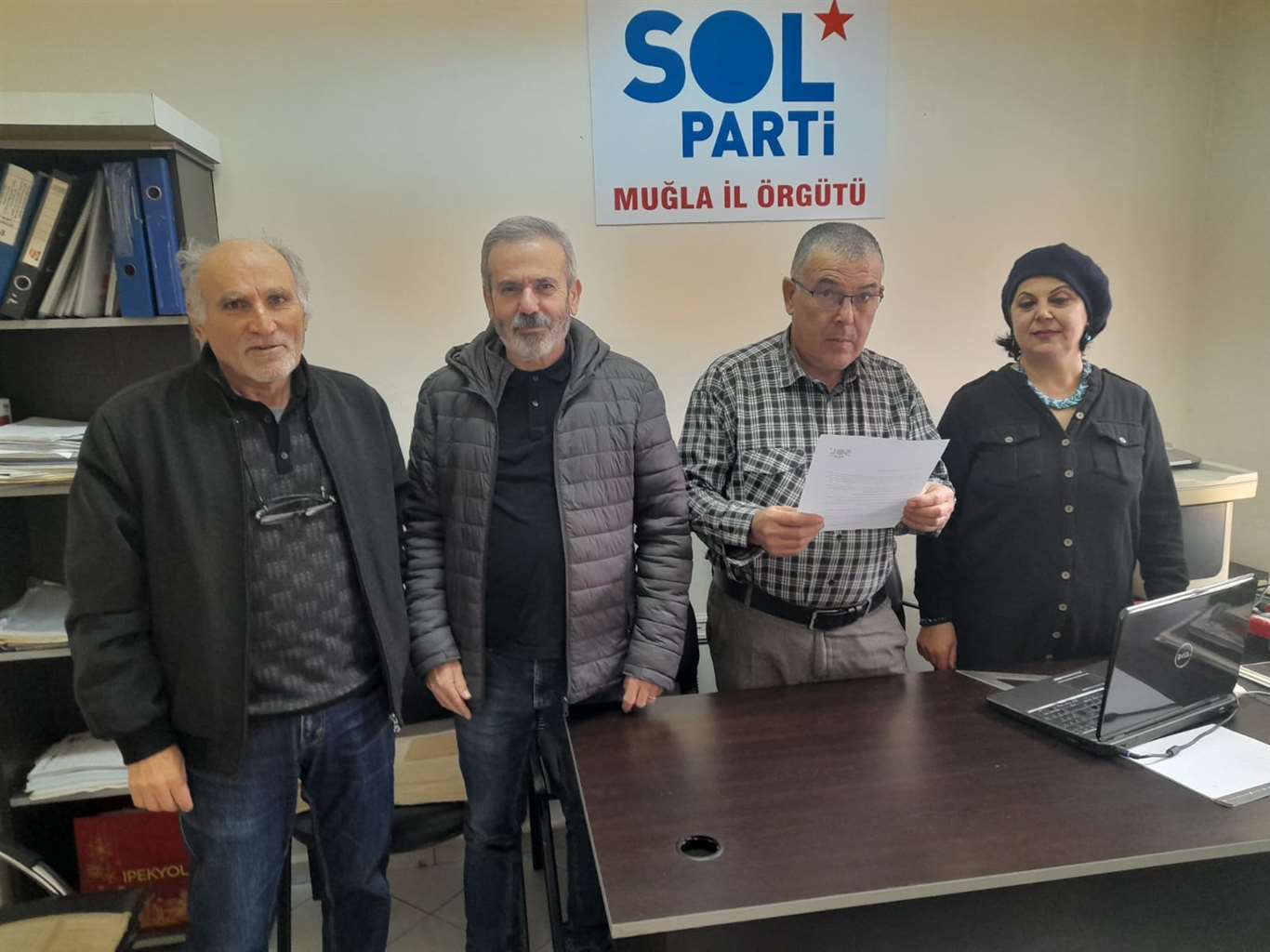    Asgari ücrete bir tepki de Sol Parti'den: 