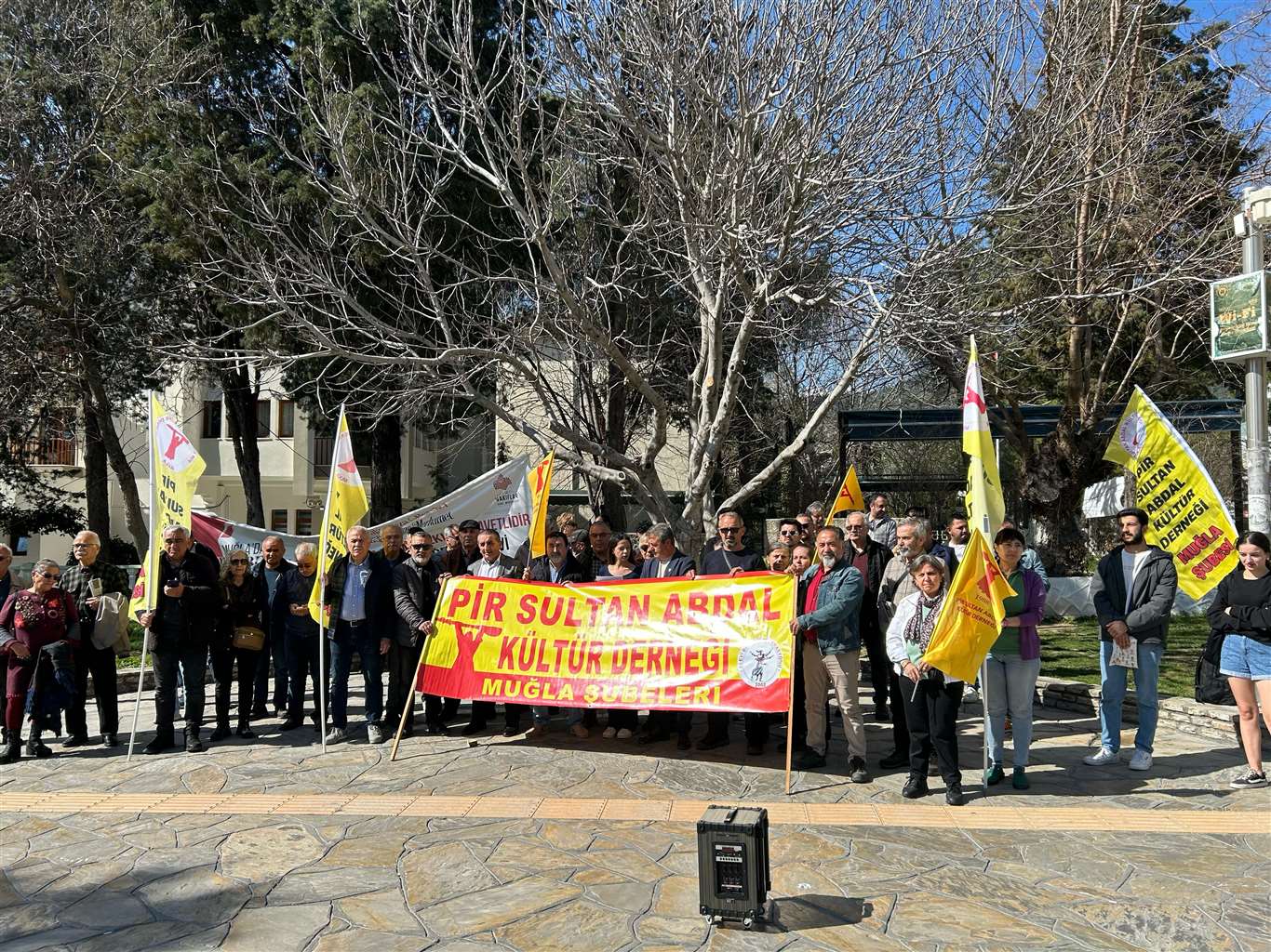 Suriye'deki Alevilere yönelik saldırılar Muğla'da protesto edildi haberi