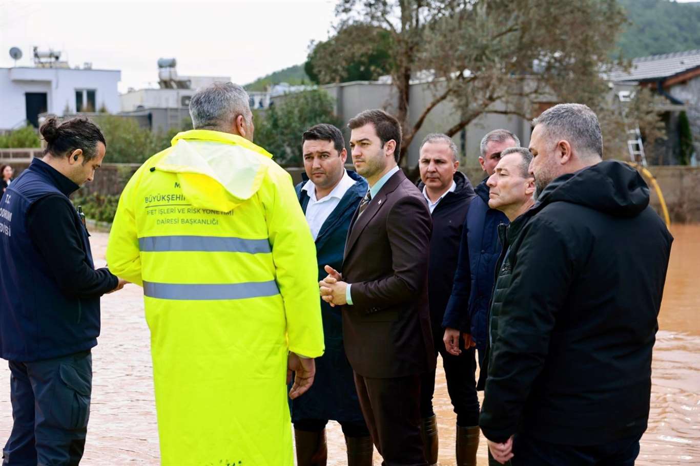  Başkan Mandalinci su taşkınlarının yaşandığı Kızılağaç'ta incelemelerde bulundu haberi