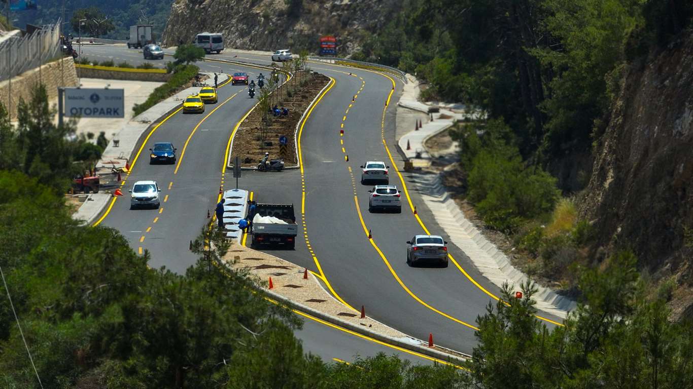  Taşyaka-Ölüdeniz Yol Projesi'nde ikinci etap tamamlandı haberi