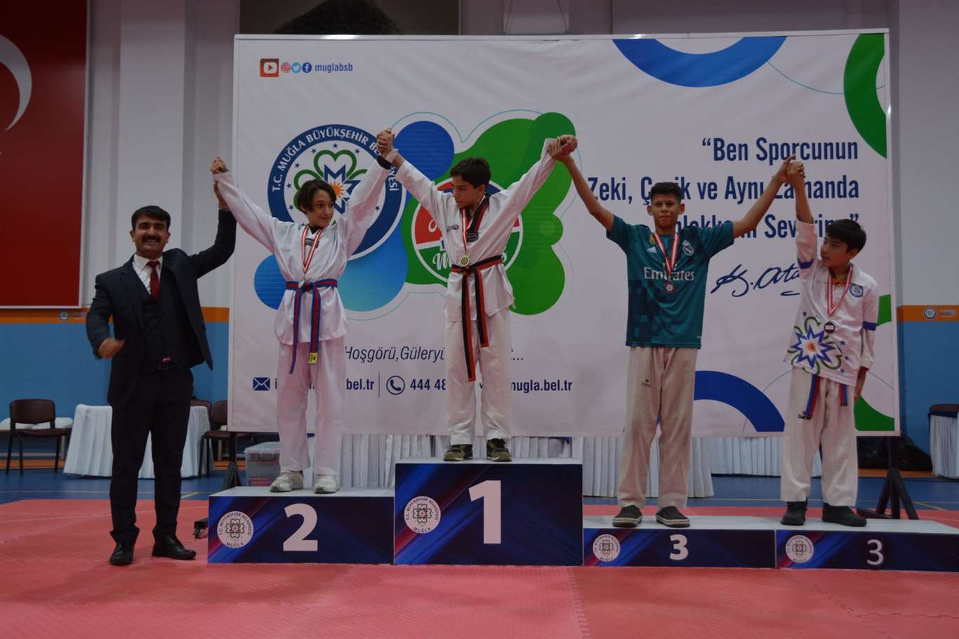       100. Yıl 29 Ekim Cumhuriyet Kupası Taekwondo Turnuvası nefes kesti haberi