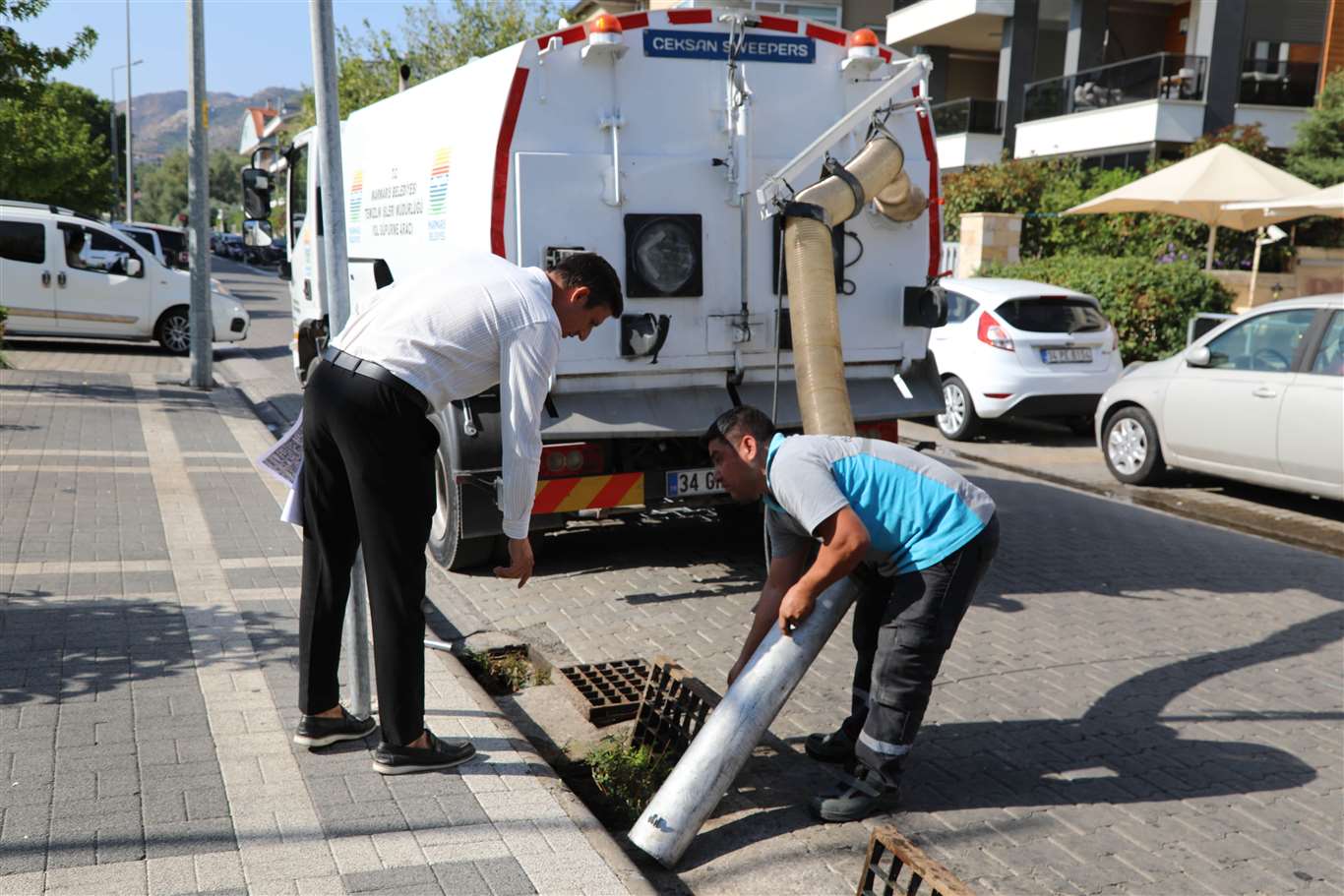 Marmaris Çıldır Mahallesi'nde temizlik çalışması gerçekleştirildi haberi