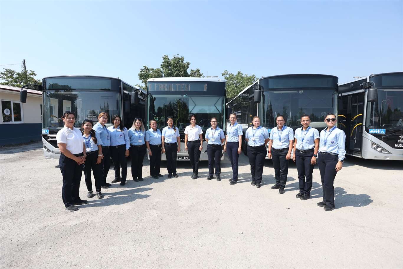 Toplu ulaşımda eşitlik vitesi: Muğla'da 29 kadın şoför görevde haberi