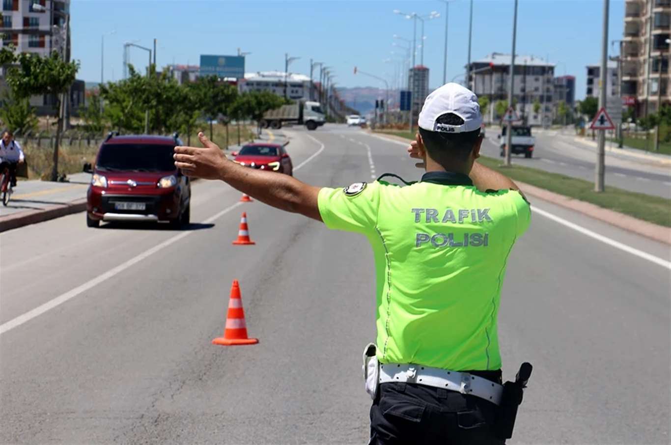 2025 yılının trafik cezaları belli oldu haberi