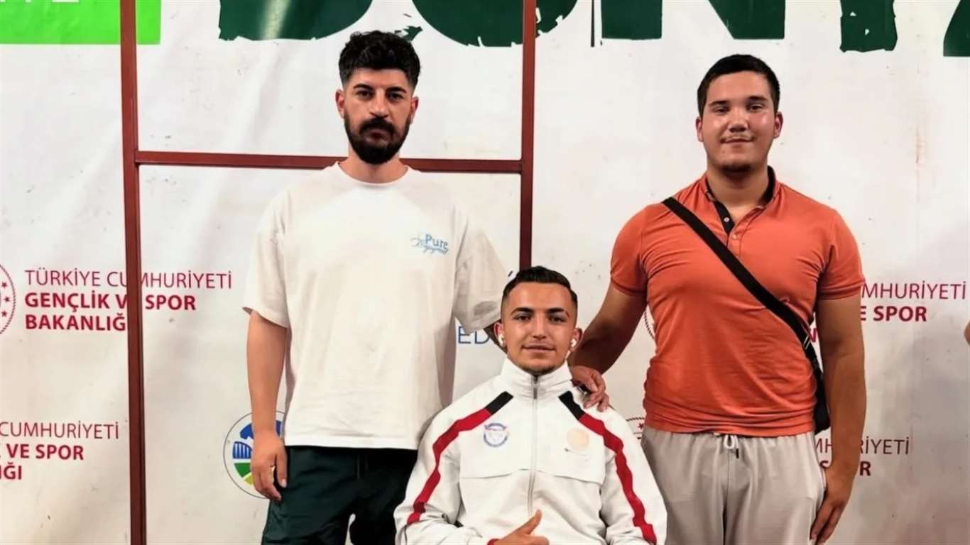    Muğlalı halterci Tuna Yaraş Türkiye ikincisi oldu haberi