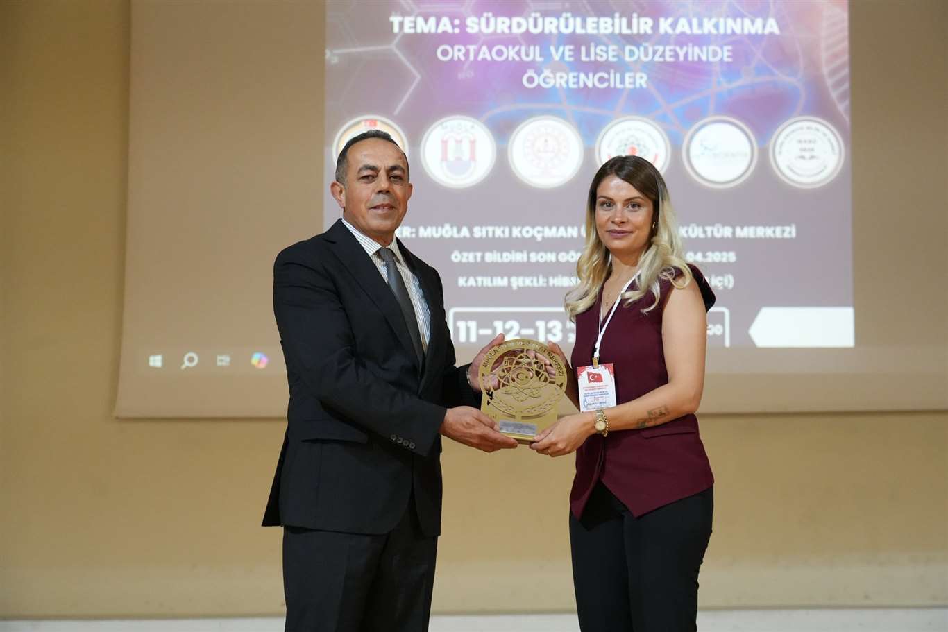  Uluslararası Bilim ve Sanat Öğrenci Kongresi başladı haberi