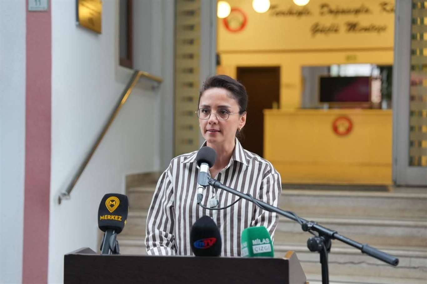 Menteşe Belediye binası vakfa mı geçiyor? başkan köksal aras’tan sert açıklama haberi