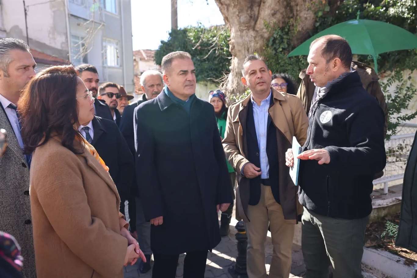 Vali Akbıyık, Saburhane'nin kültürel belleğine yakından baktı haberi