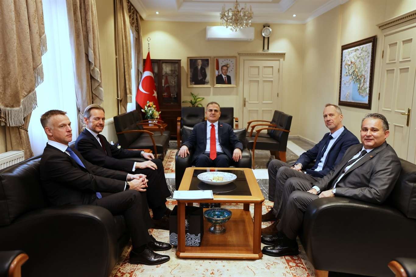    Muğla Valisi Akbıyık, Belçika Büyükelçisi Van de Velde'yi ağırladı haberi